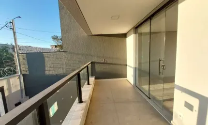 Casa com 3 quartos à venda na Rua Minas Gerais, 33, Senhora Das Graças, Betim por R$ 990.000