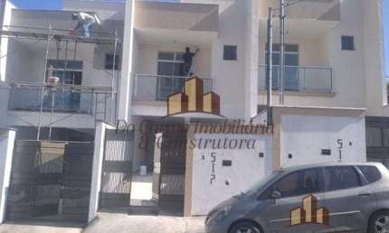 Casa com 3 quartos à venda na Rua Minas Gerais, 510, Senhora Das Graças, Betim por R$ 520.000