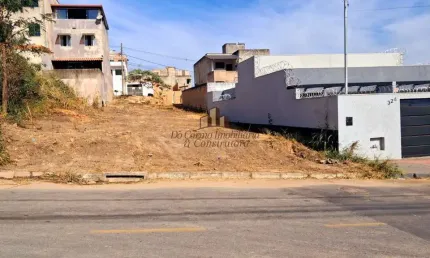 Terreno à venda na Flor de Lis, 33, Monte Verde, Betim por R$ 209.999