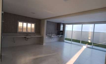 Excelente casa no Condomínio Reserva Ermida com 3 suítes