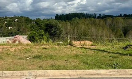 Belíssimo terreno com 1000m² no condomínio terras caxambu