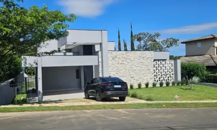 Linda casa térrea no condomínio horizonte azul 2 com 4 suítes