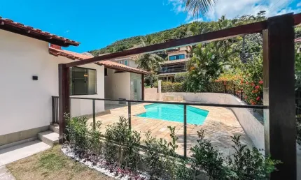 Residência espetacular no melhor condomínio de piratininga!