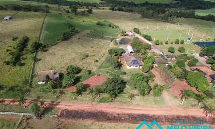 Sítio / Chácara para Venda em Iguaraçu, chacara sao francisco, 5 dormitórios, 1 suíte, 4 banheiros