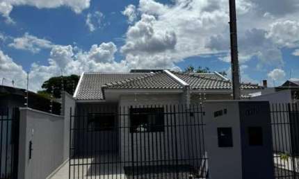 Casa 3 dormitórios para Venda em Sarandi, Jardim Universal, 3 dormitórios, 1 banheiro, 1 vaga