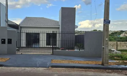 Casa 3 dormitórios para Venda em Maringá, Jardim Guairacá, 3 dormitórios, 1 suíte, 2 banheiros