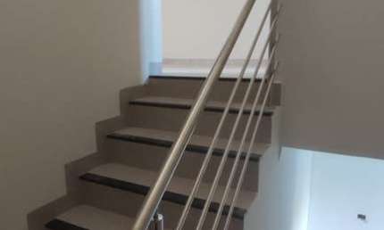 Casa 3 dormitórios para Venda em Maringá, Jardim Montreal, 3 dormitórios, 1 suíte, 2 banheiros, 2 vagas