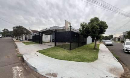 Casa Alto Padrão para Locação em Maringá, TOQUIO, 3 dormitórios, 1 suíte, 3 banheiros, 2 vagas
