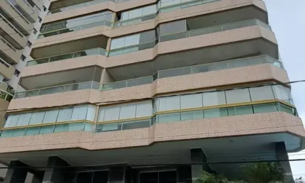 Lindo apartamento com 2  dormitórios localizado na vila tupi  próximo à praia