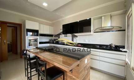 Casa em condomínio fechado com 3 quartos à venda na RUA JANDAIA, 51, Lagoa Bonita, Engenheiro Coelho por R$ 1.300.000