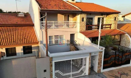 Casa com 4 dormitórios à venda, 290 m² por R$ 800.000,00 - Vila Nossa Senhora de Fátima - Americana/SP