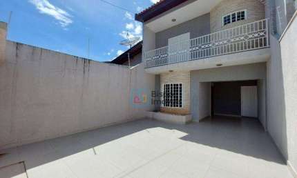 Casa Residencial com 4 dormitórios, 226 m² - venda por R$ 695.000 ou aluguel por R$ 3.908/mês - Parque Residencial Jaguari - Americana/SP