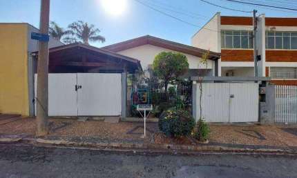 Casa Residencial com 3 dormitórios à venda, 180 m² por R$ 860.000 - Vila Galo - Americana/SP