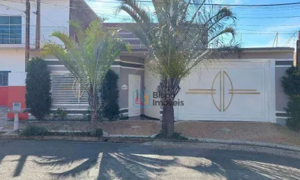 Casa Residencial com 4 dormitórios à venda, 257 m² por R$ 950.000 - Parque das Nações - Americana/SP