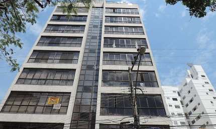 Cobertura para Venda em Juiz de Fora, Centro, 4 dormitórios, 1 suíte, 3 banheiros, 2 vagas