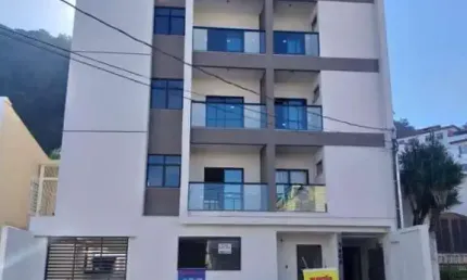 Studio para Venda em Juiz de Fora, Paineiras, 1 banheiro, 1 vaga
