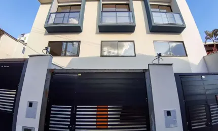 Casa para Venda em Juiz de Fora, São Pedro, 3 dormitórios, 1 suíte, 3 banheiros, 2 vagas