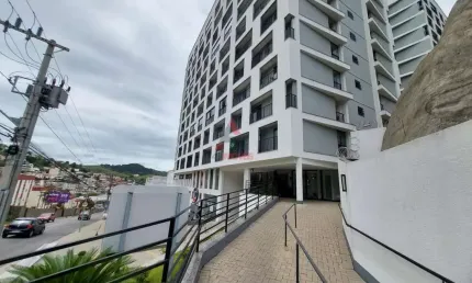 OPORTUNDADE! Apartamento 2 quartos com varanda e vaga individual na Avenida Rio Branco!