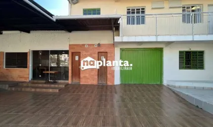 Ponto Comercial, com terreno e edificação, reformado ideal para Delivery, Pequenas Empresas, Academia, Crossfit.