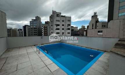Cobertura para aluguel no Bairro Centro em Florianópolis-SC, com 3 quartos, 1 suíte, 2 vagas