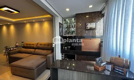 Apartamento à venda no Bairro Campinas em São José-SC, com 2 quartos, 1 suíte, 1 vaga