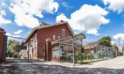 Casa em Condomínio 3 dormitórios à venda Teresópolis Porto Alegre/RS
