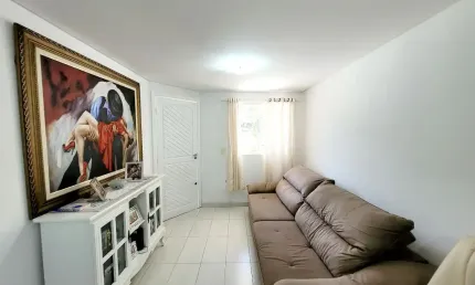 Maravilhoso sobrado com 3 quartos (com hidromassagem) e 3 vagas