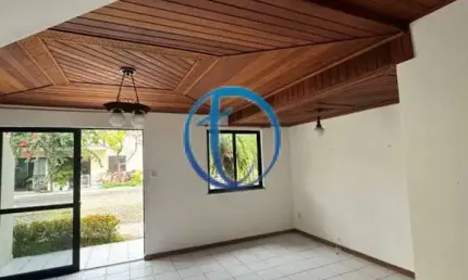 Imperdível! Casa em Condomínio à Venda em Salvador-BA, Itapuã - 4 quartos, 1 suíte, 1 sala, 3 banheiros, 2 vagas, 123m².