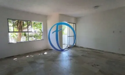 Apartamento amplo no Costa Azul: 3 quartos, 1 suíte, 104 m² - Venda em Salvador-BA