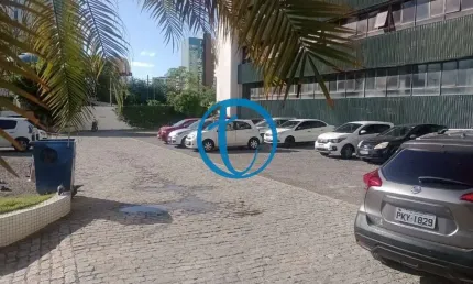 Sala comercial com 4 salas para alugar na Avenida Tancredo Neves, 1672, Caminho das Árvores, Salvador, 351 m2 por R$ 14.000