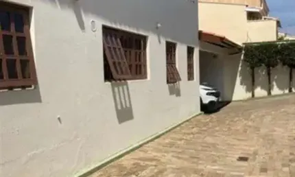 Casa com 4 quartos à venda na Vila Galvão, Jundiaí 