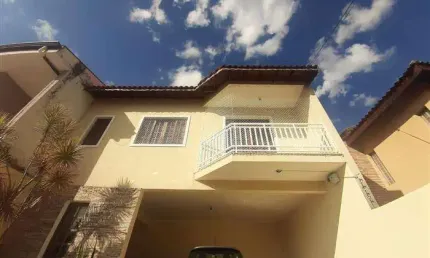 Casas para venda em Jundiaí no bairro Horto Santo Antonio