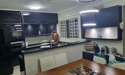 Casa com 3 quartos à venda no Agapeama, Jundiaí 