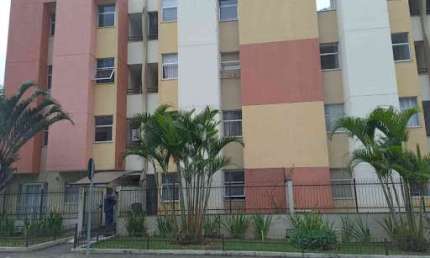 Apartamento com 2 dormitórios para alugar, 73 m² por R$ 1.386,00/mês - Santa Helena - Juiz de Fora/MG