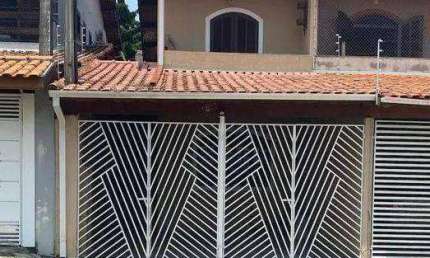 Sobrado com 3 dormitórios à venda, 80 m² por R$ 570.000,00 - Jardim das Indústrias - São José dos Campos/SP