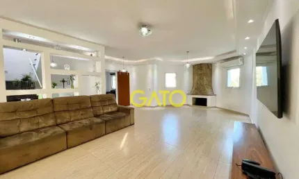 Casa em Alphaville, Casa para venda no Residencial III em Barueri/SP
