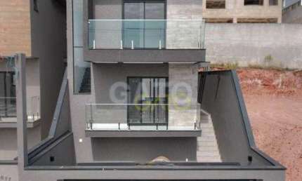 Casa em Cajamar, Casa no Portal dos Ipês em Cajamar/SP