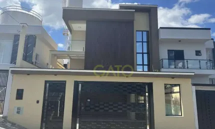 Casa em Santana de Parnaíba, Casa no Residencial Nova Jaguari em Santana de Parnaíba/SP