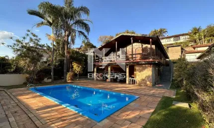 Casa térrea à venda no Condomínio Estância Marambaia em Vinhedo - SP