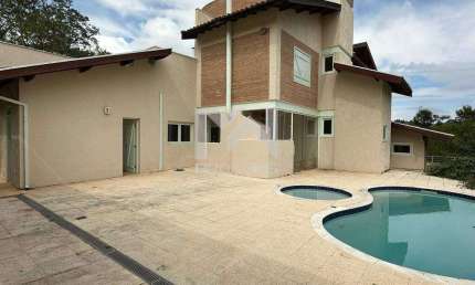 Casa à venda no Condomínio Vale da Santa Fé em Vinhedo - SP.