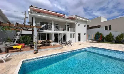 Casa à venda no Condomínio Marambaia - Vinhedo - SP.