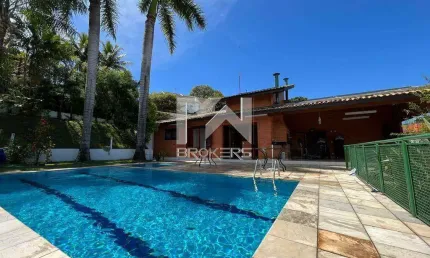 Casa à venda no Condomínio Estância Marambaia em Vinhedo - SP
