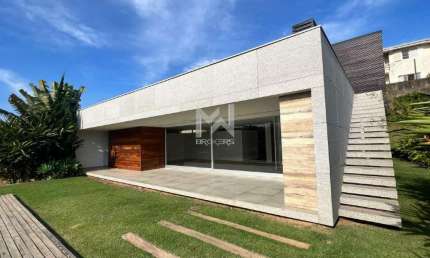 Casa à venda no Condomínio Estância Marambaia em Vinhedo - SP