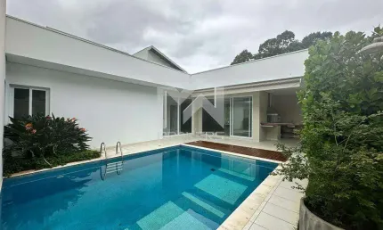 Casa térrea para locação no Condomínio Bosque de Grevílea em Vinhedo - SP
