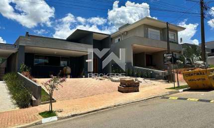 Casa térrea à venda no Condomínio Reserva dos Vinhedos em Louveira - SP