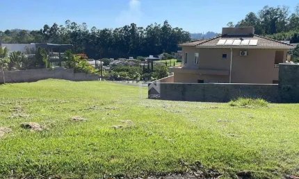 Terreno a venda no condomínio Santa Teresa - Vinhedo - SP