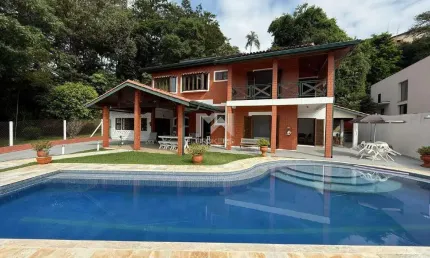 Casa à venda no Condomínio Marambaia em Vinhedo - SP