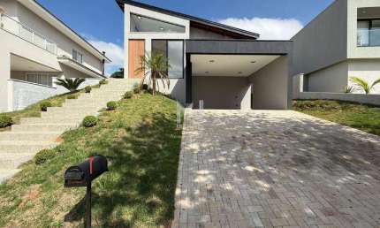 Casa semi-térrea à venda no Condomínio Villagio Paradiso em Itatiba - SP