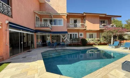 Casa à venda no Condomínio Estância Marambaia em Vinhedo - SP
