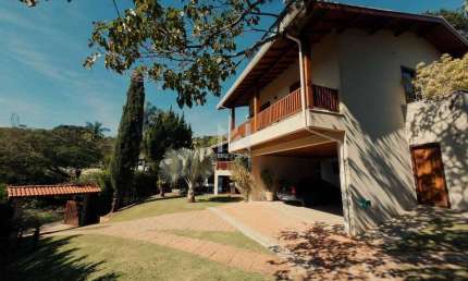 Casa à venda no Condomínio Vale da Santa Fé em Vinhedo - SP